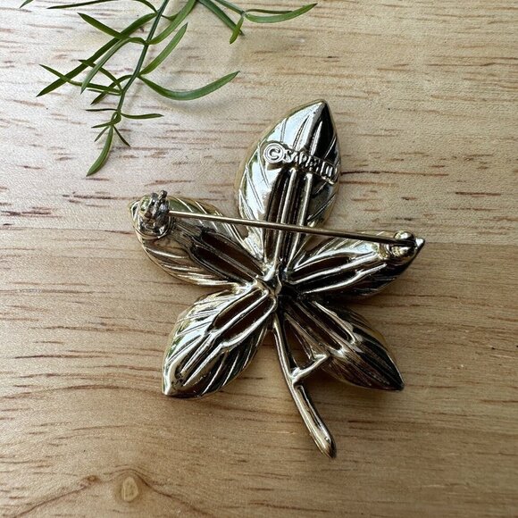 Vintage Sarah Coventry Maple Leaf Brooch Pin Gold Tone Metal Size 2" Length - Picture 3 of 7